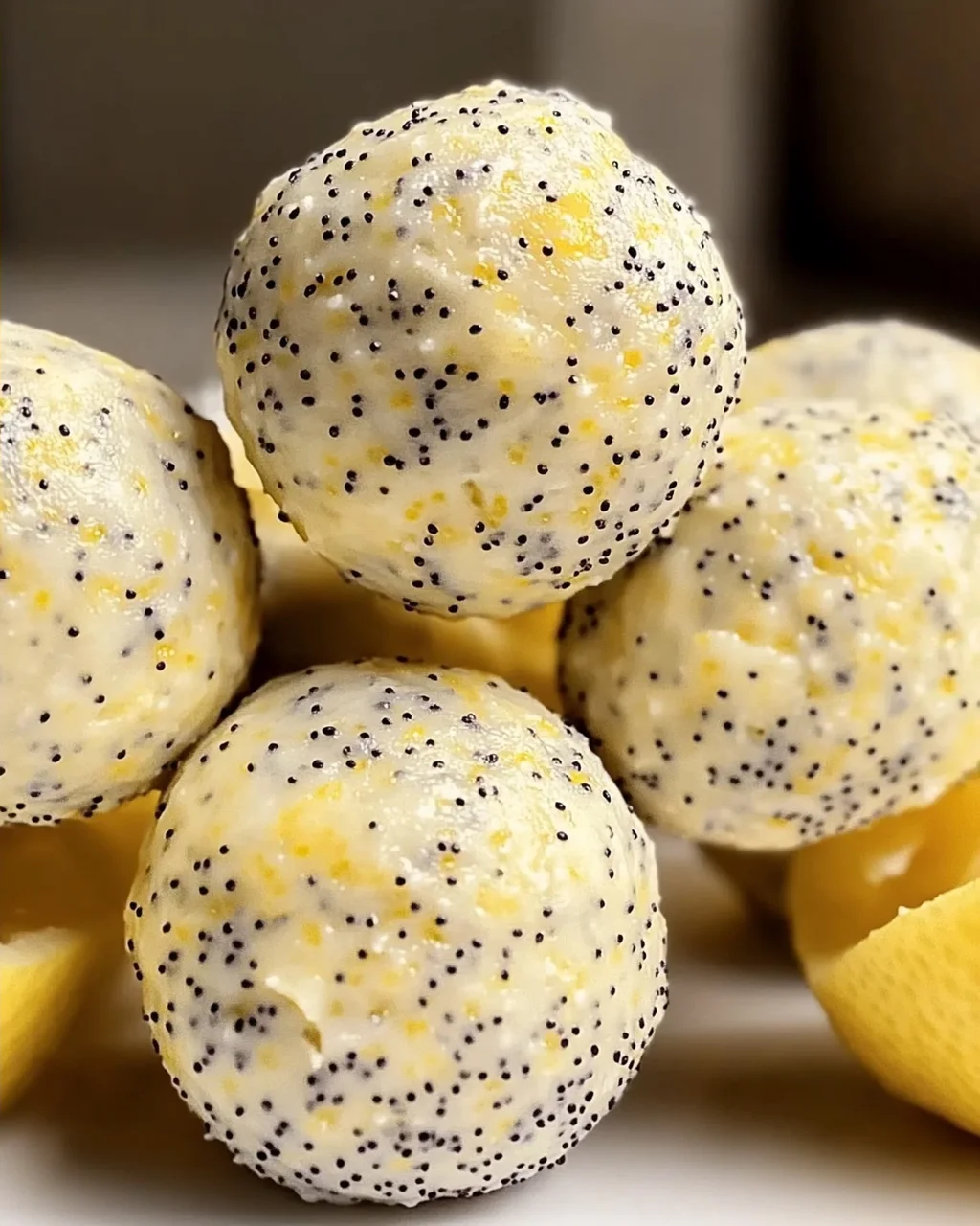 Keine-Backen Zitronen Mohnsamen Proteinbällchen ganz einfach